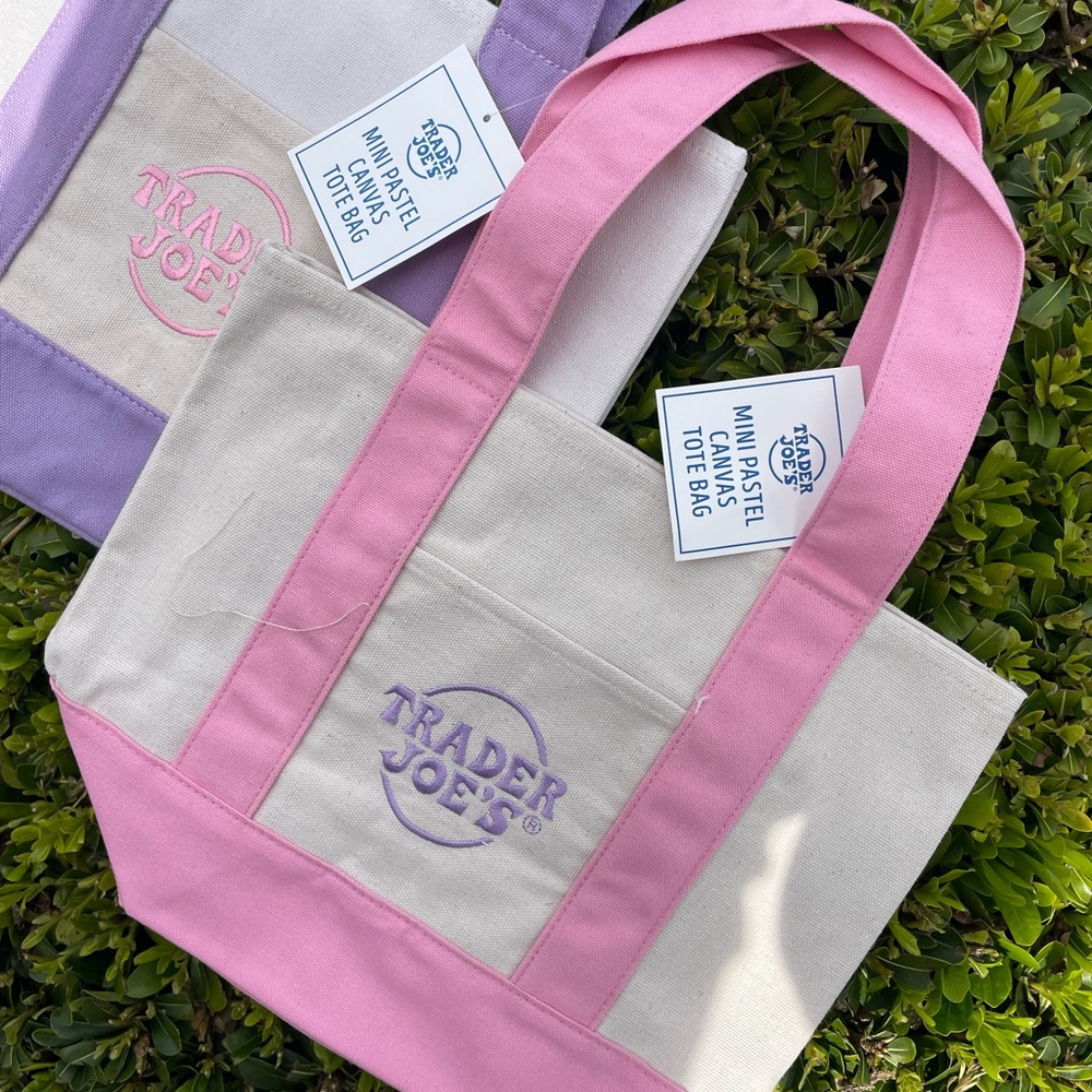 Trader Joe’s Pastel Tote Bags Pink & Purple Set of 2 | Spring Basket Tote Bag - Picture 3 of 3